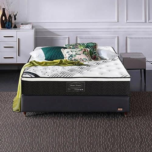 Mattress Euro Top Queen Size Pocket Spring Coil with Knitted Fabric Medium Firm 33cm Thick Deals499